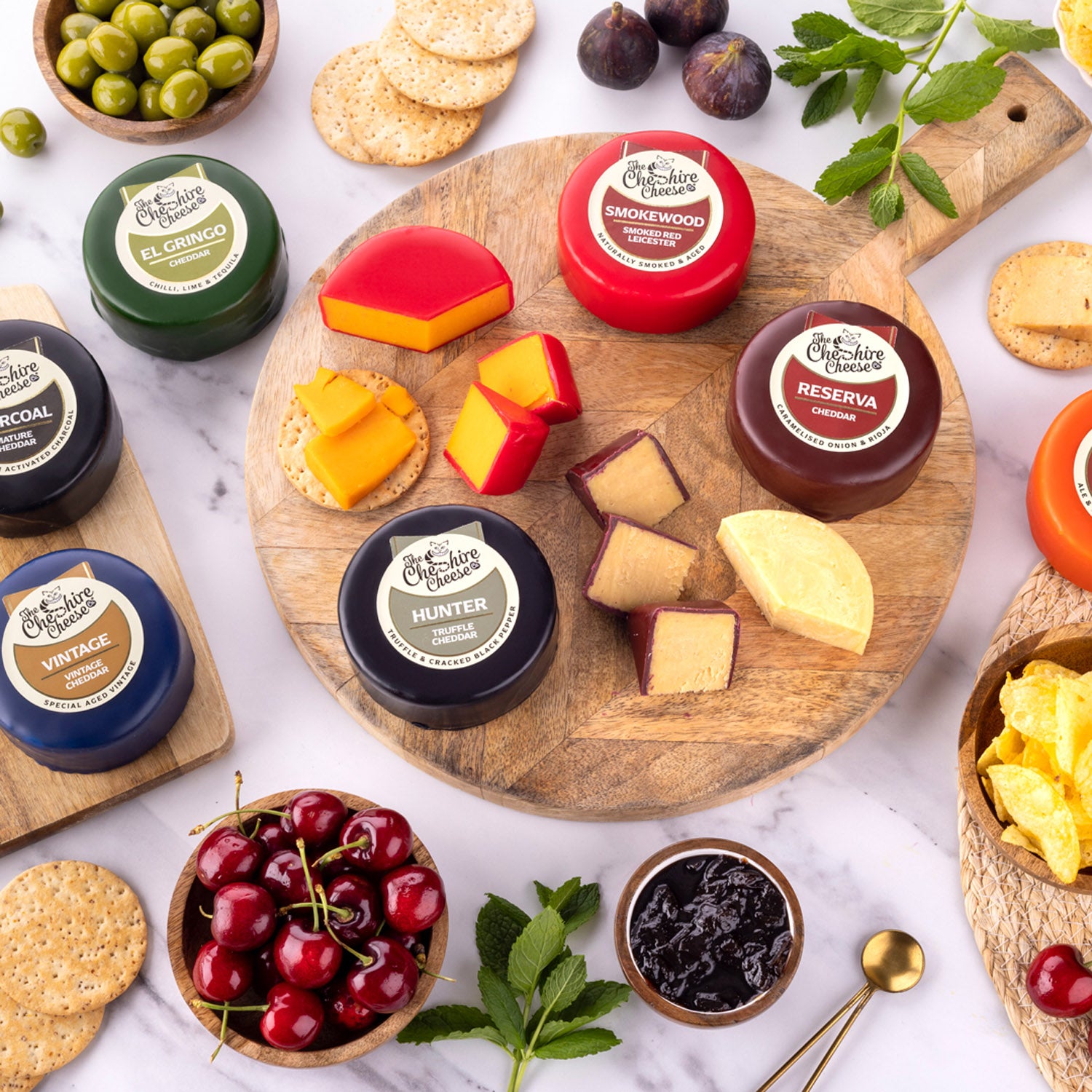 Hunter - Truffle & Cracked Black Pepper Cheddar Cheese - Waxed Truckle 200g