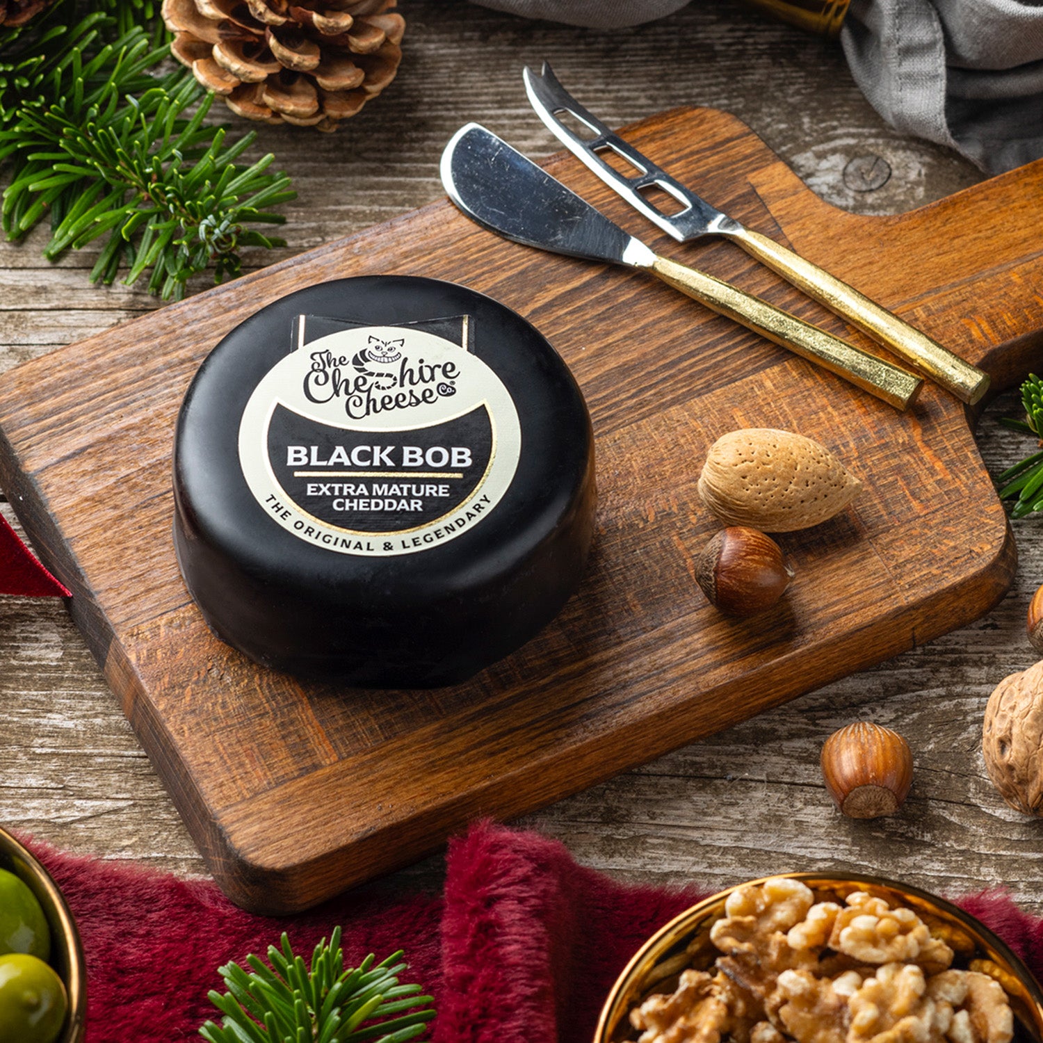 The Crackin' Christmas Cracker – Large Festive Cheese Gift Selection