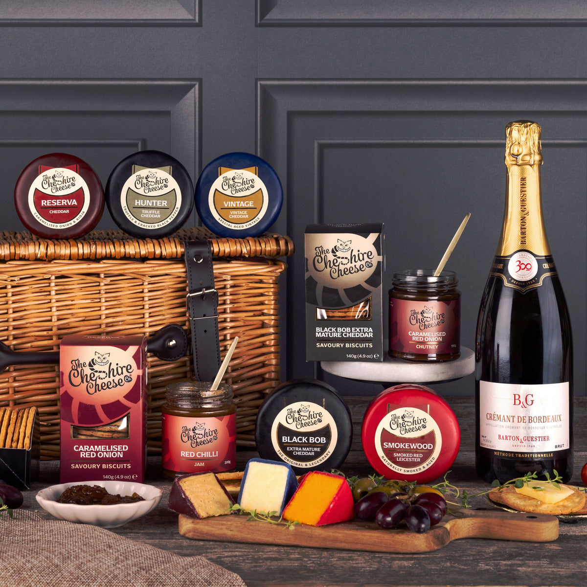 Master Cheesemaker Wicker Hamper - Cheese & Crémant de Bordeaux Selection